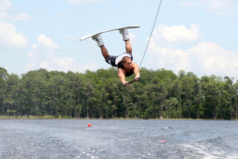 Beginners-Wakeboarding-Tricks-Tips-Flip.jpg