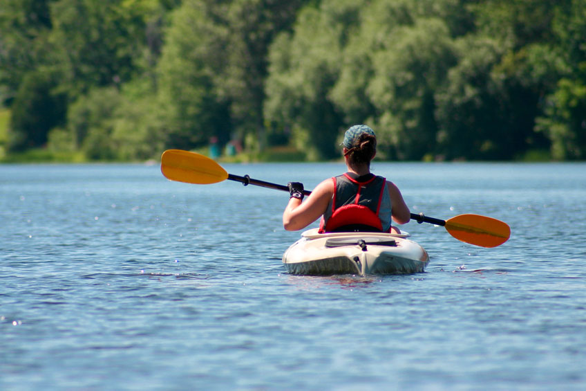 Kayaking-Technique-Beginner-Tips-Gear-Kit-1.jpg