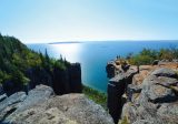 hiking lake superior thunder bay web