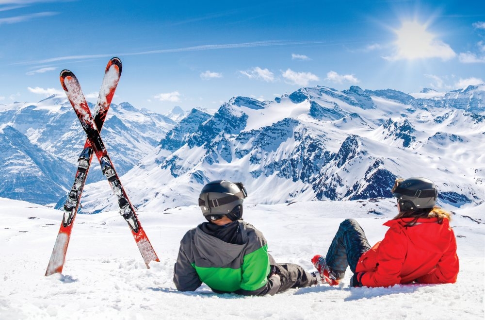 the stunning mountain scenery of alpe dhuez