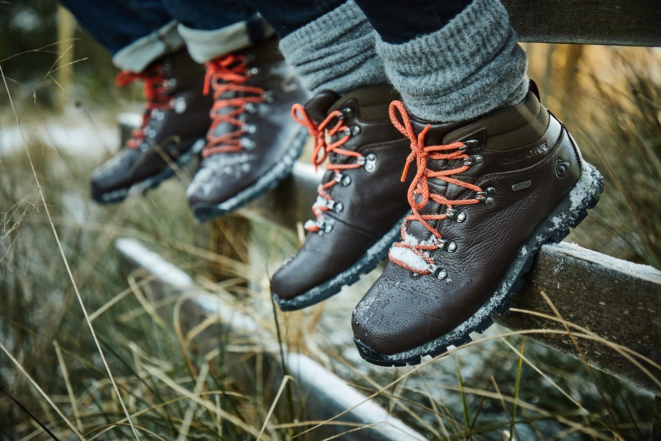 win craghoppers kiwi trek walking boots