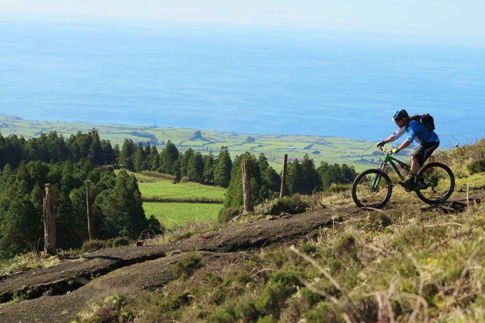 mountain biking in the azores credit ata web