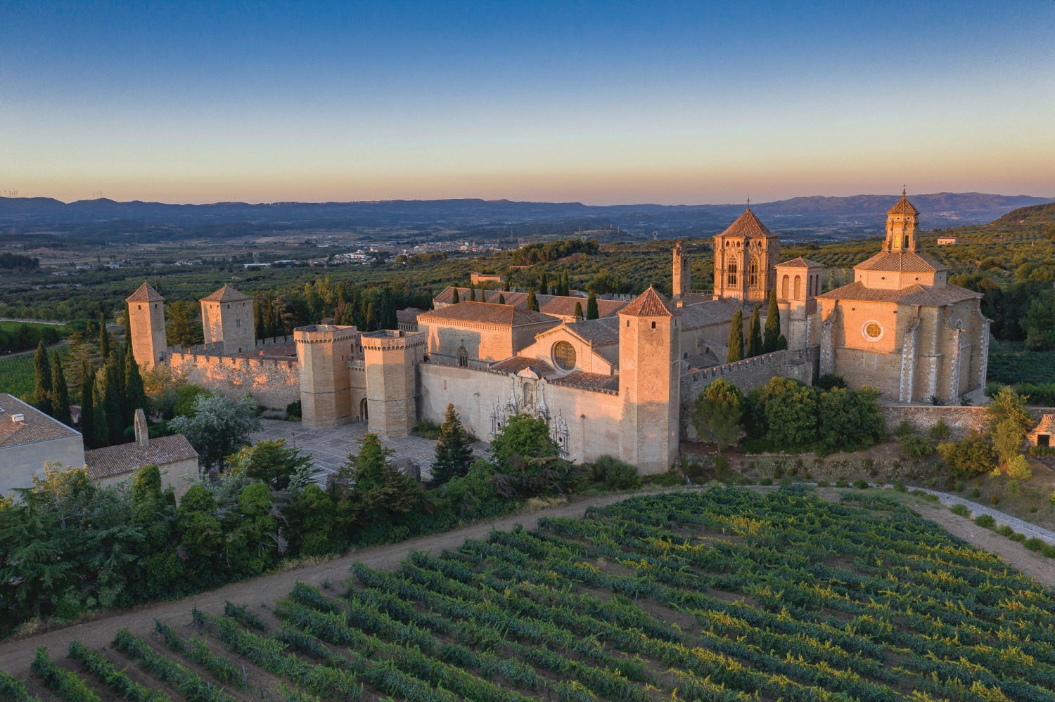 poblet-monastery-catalonia