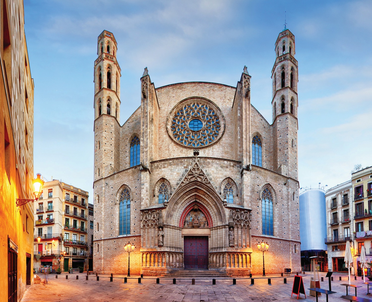 santa-maria-del-mar-barcelona-catalonia