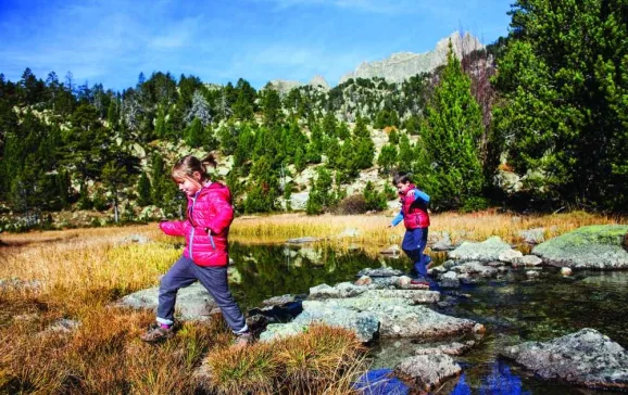 parc nacional daigestorets i estany de sant maurici pyrenees oriol clavera1