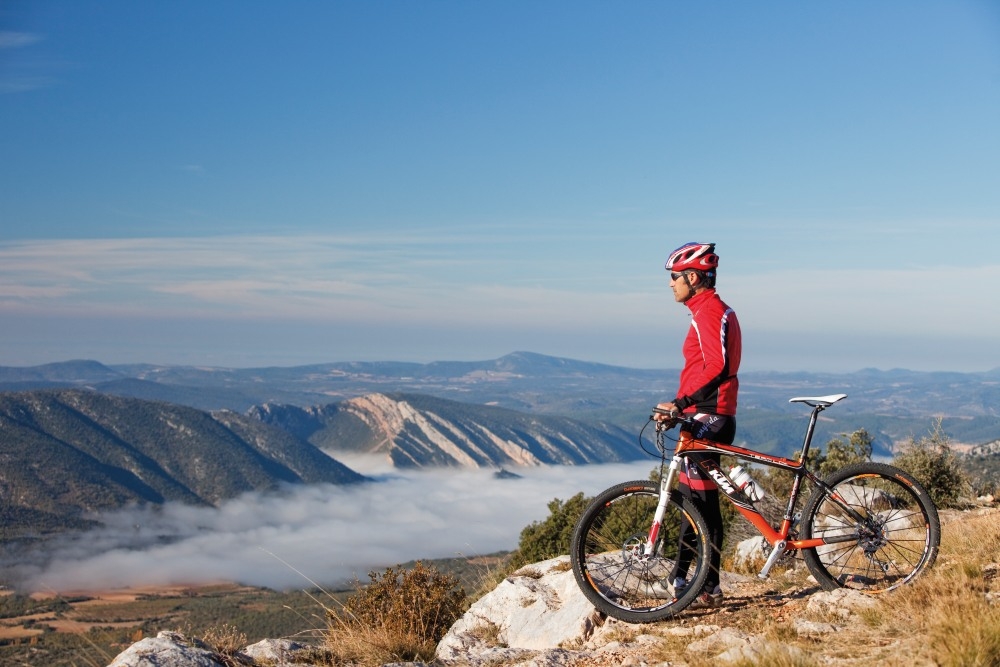 the breath taking lleida pyrenees mountains oriol clavera