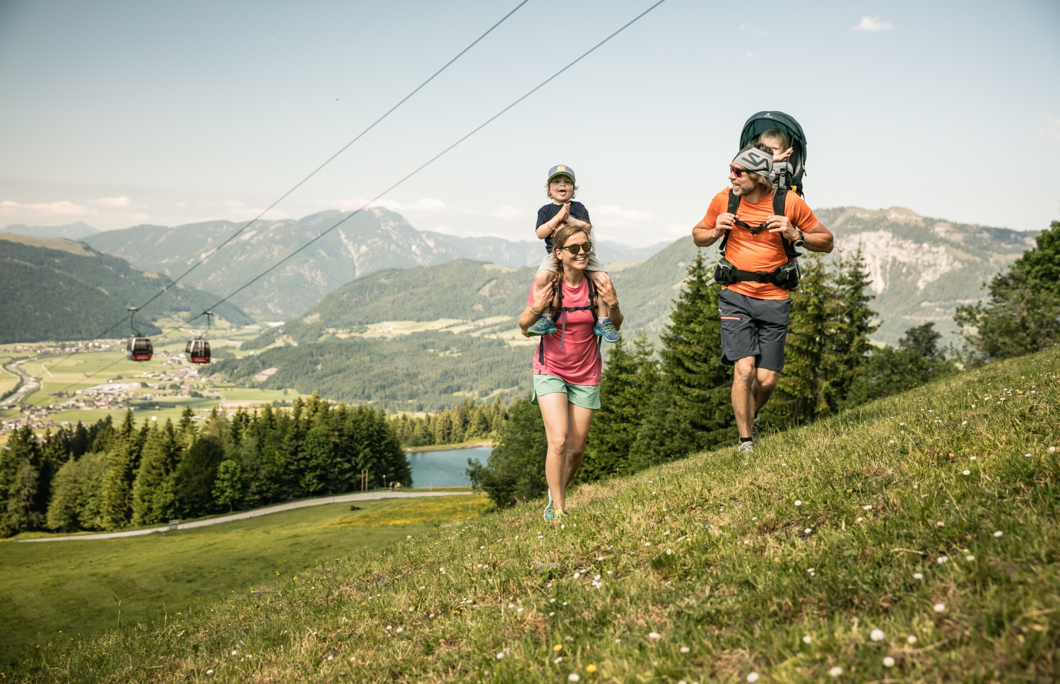 family-hike-st-johann-in-tirol