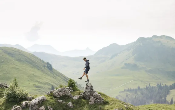 Walking the Kitzbuheler Horn Austria CREDIT Kitzbuhel Tourism