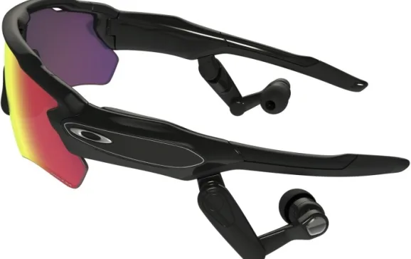 oakley radar pace glasses