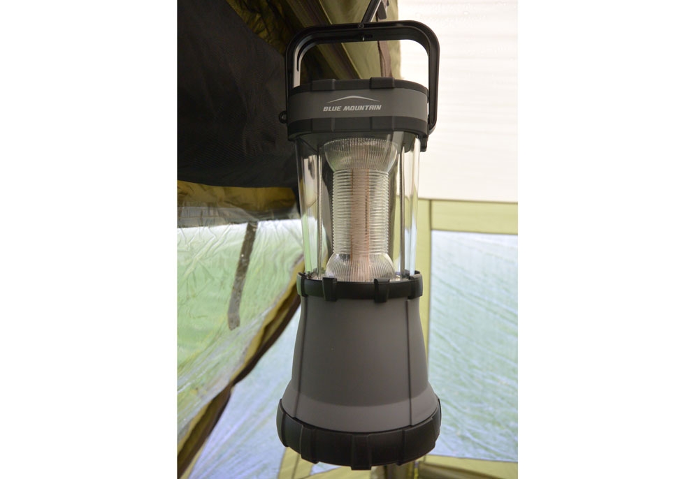 blue mountain 24 led lantern