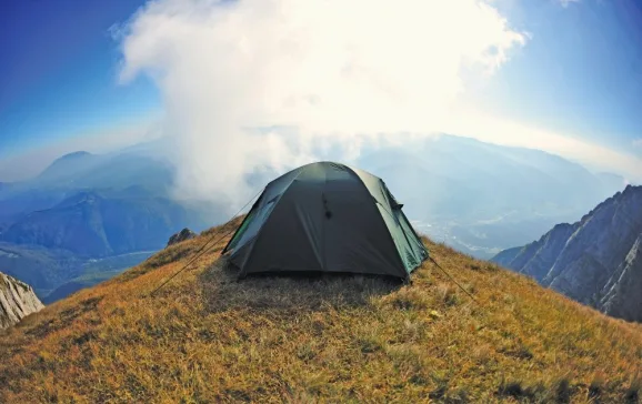 tent on cliff edge