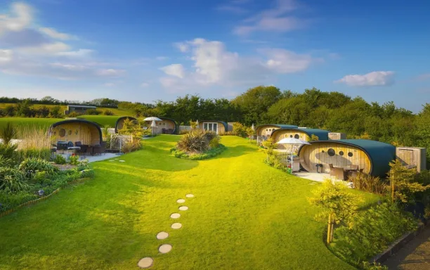 atlantic farm surf pods bude cornwall