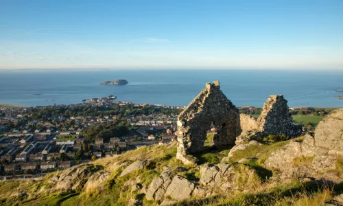 North Berwick Law Hill CREDIT VisitScotland   Kenny Lam