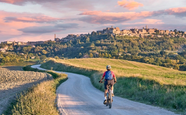cycling holidays in europe tuscany
