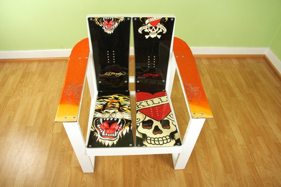 A nice, flexy snowboard chair