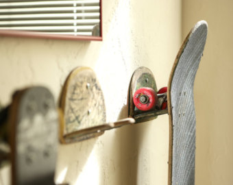 A bit of extra wood, and these broken boards are now holders for their healthier brothers