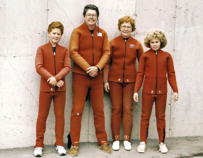 Awkward-Holiday-Photo