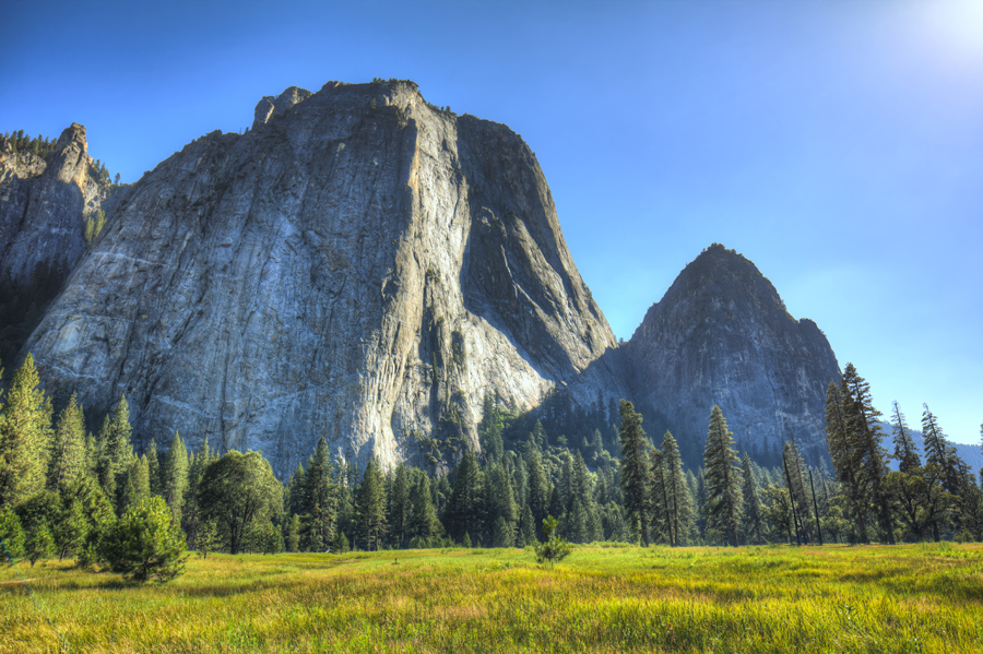 Iconic BASE Jumping location, El Capitan in Yosemite Park - Photo: iStock