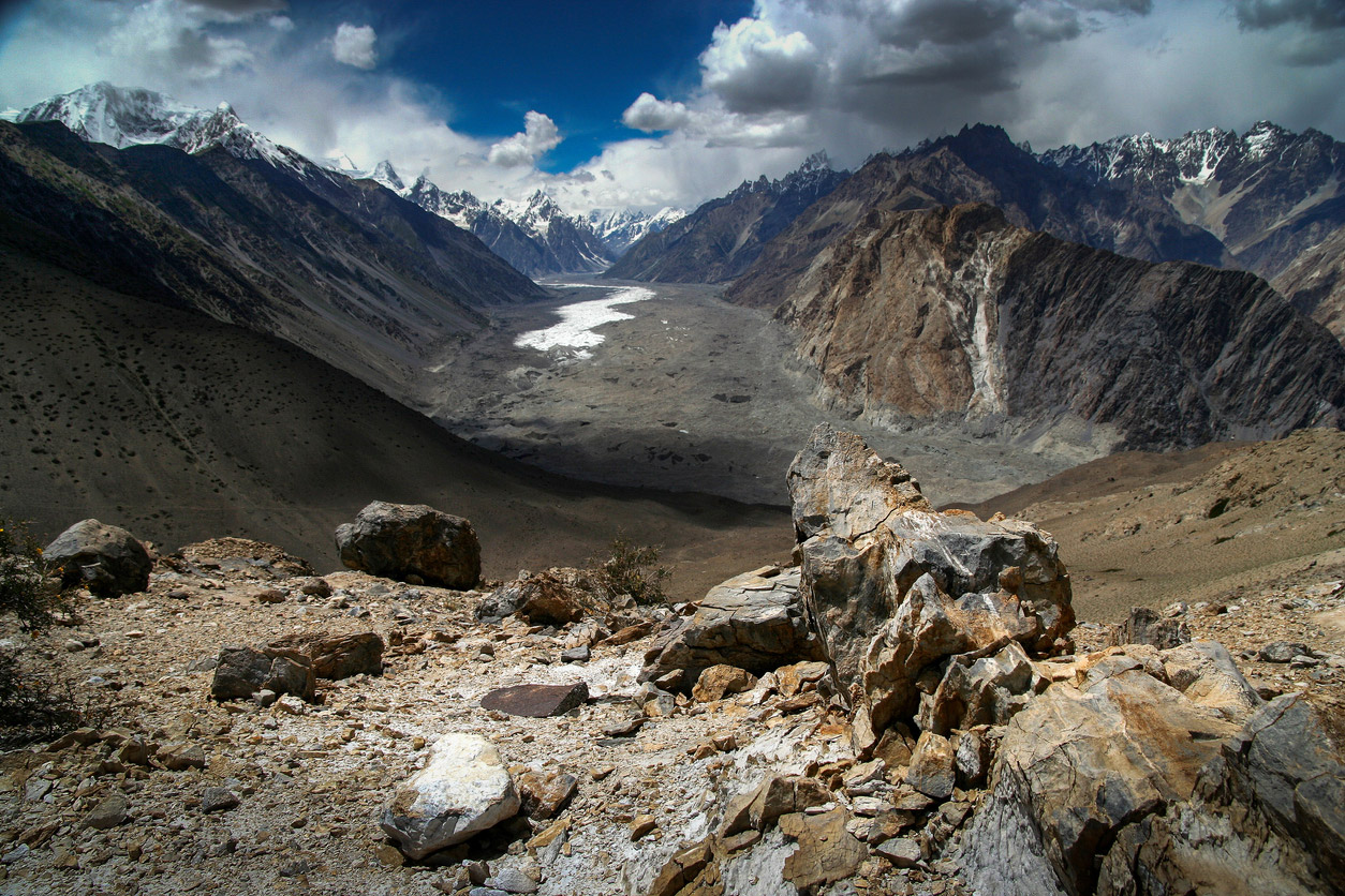 Batura-Glacier-Pakistan
