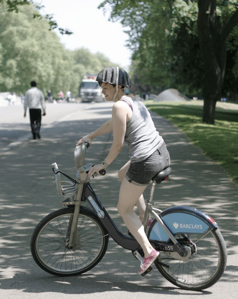 bike-helmet-paper-pulp