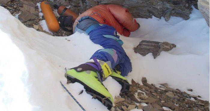 bodies-on-everest