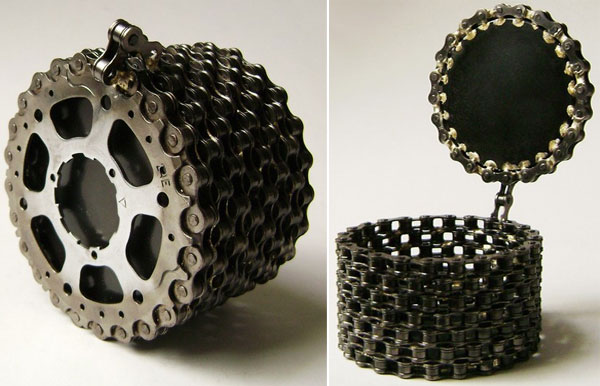 Box-made-from-bike-chain