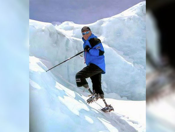 climbing-mount-everest-disabled-essential-guide-facts-information
