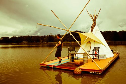 floating tipi
