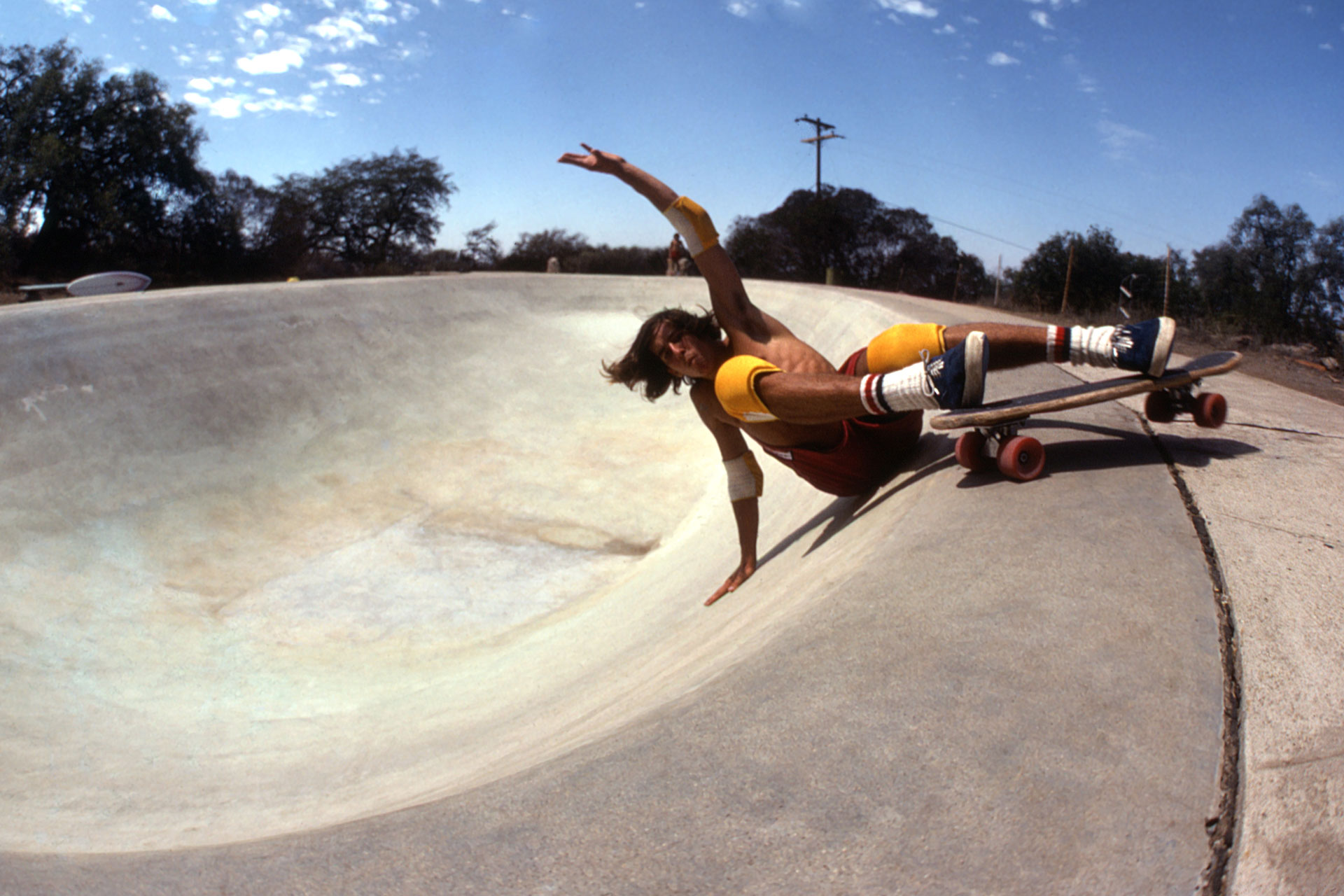 history-of-skateboarding-dave-hackett_valley-center-reservoir_sep-1977
