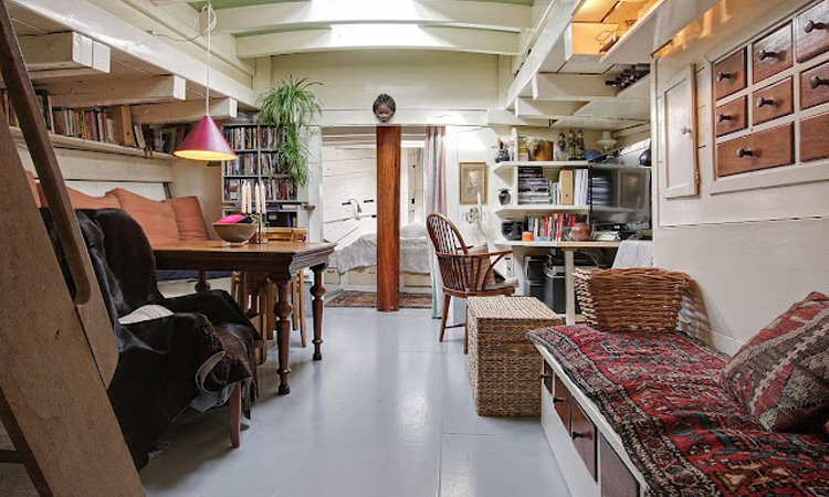 House Canal Narrow Boat Interior liveforthesoul.blogpsot.com