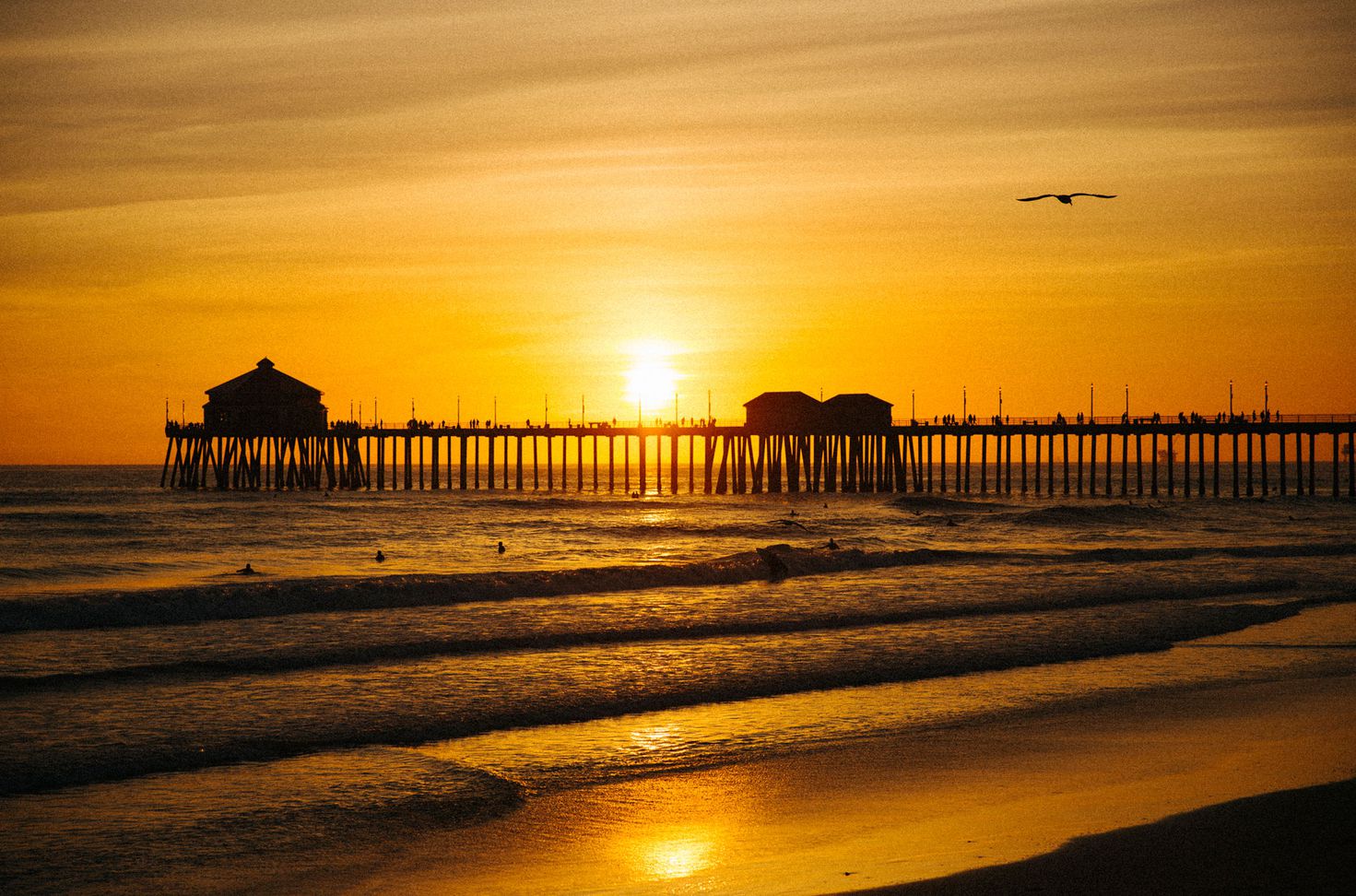huntington-beach-pier-history-of-surfing