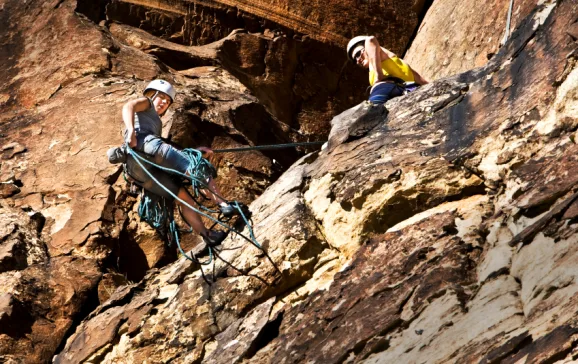 abseil courses cover small istockcom