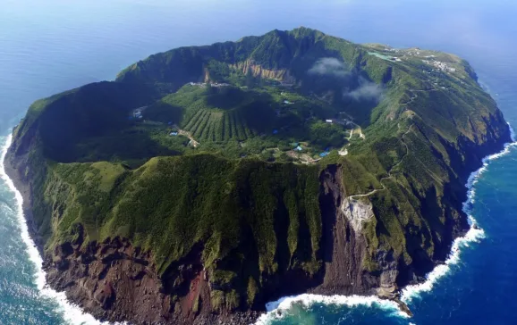 aogashima 1020x765 1