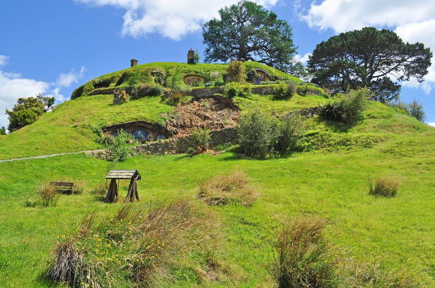 10 Best Things to Do on a Gap Year in New Zealand hobbiton lord of the rings