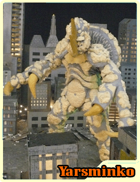 Photo: kaiju big battel