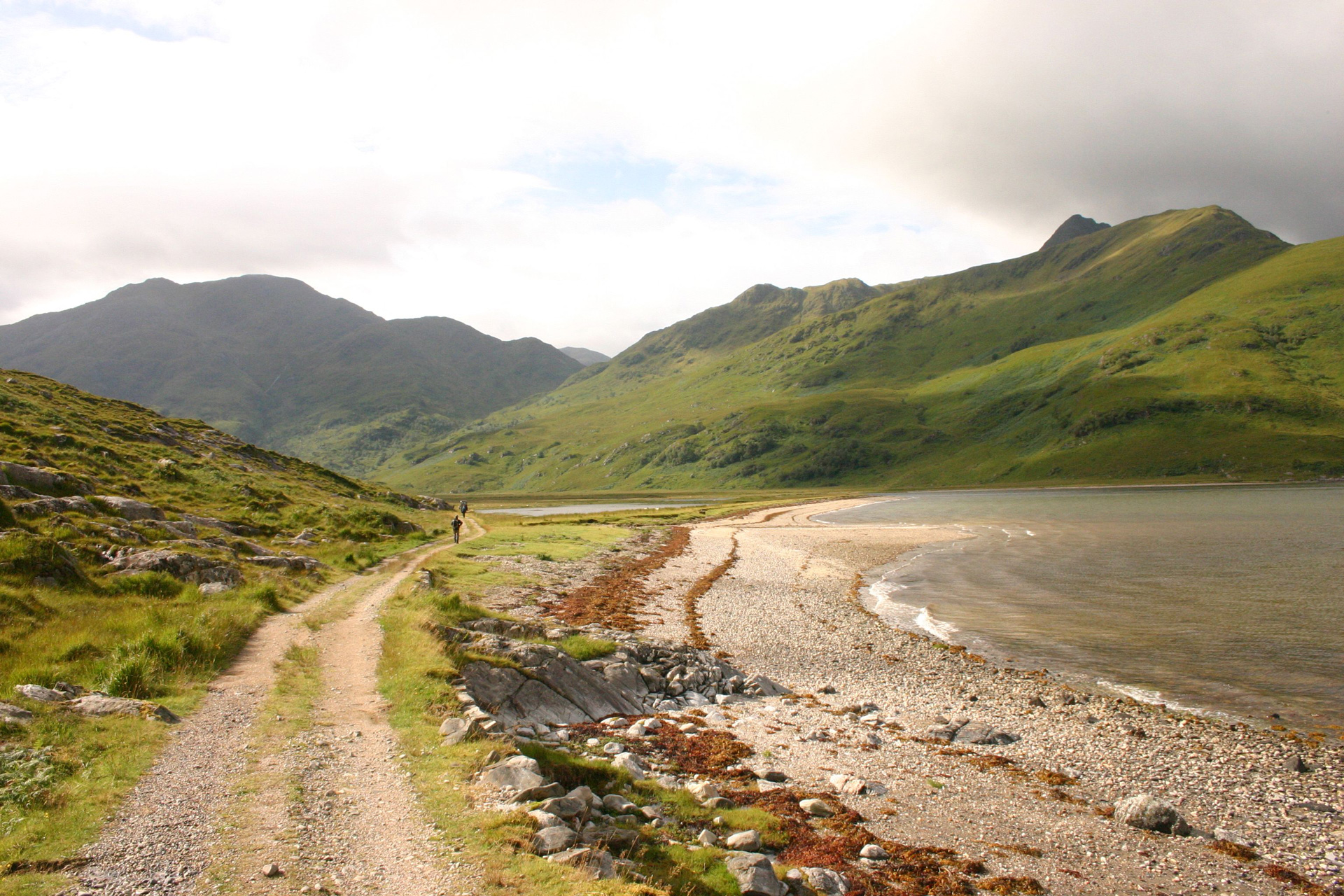 Knoydart-Pub-Scotland