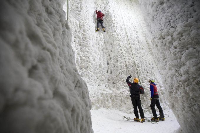 Ice factor - Climbing walls - 7 of the best places to climb in the uk