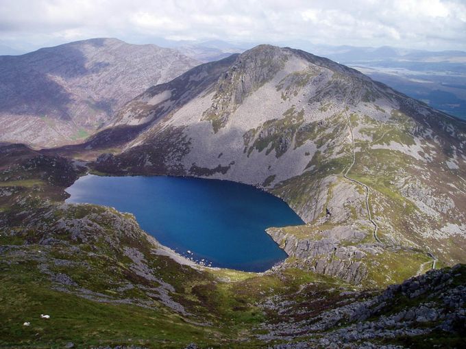 Everything you need to know about abseiling