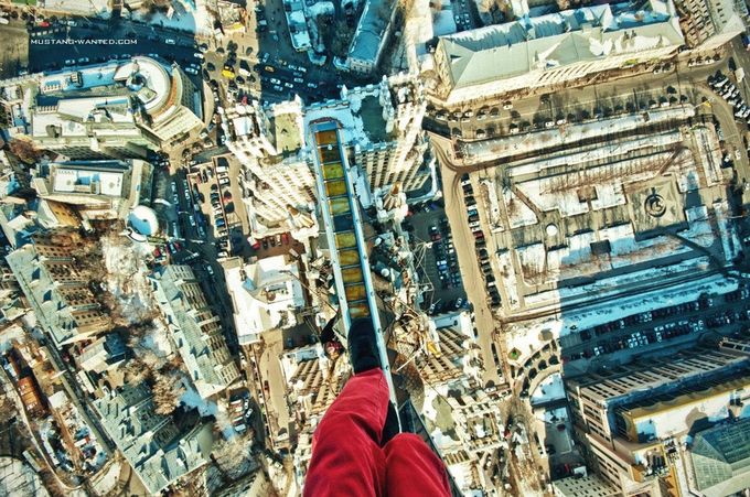 Urban-Exploration-Vertigo