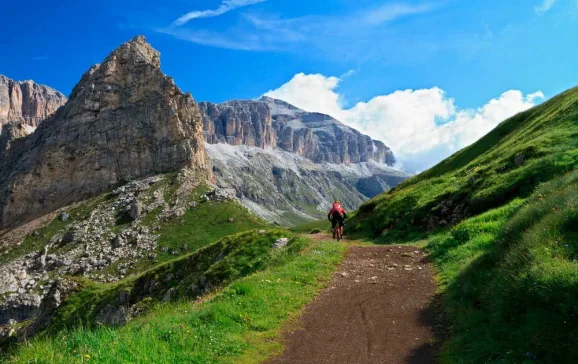 1527 italy alps mountain bike credit antonio s