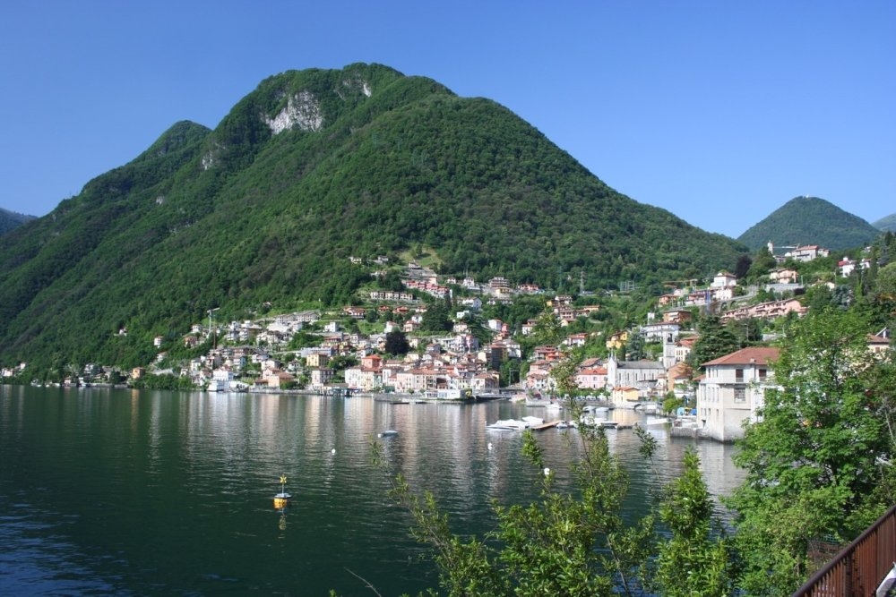 lake como turismo menaggio