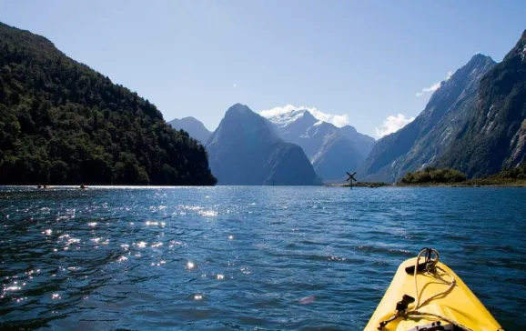 1533 new zealand milford sound fiordland credit traveler