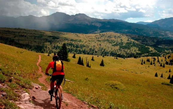 1460 colorado rockies mountain bike credit robert fullerton