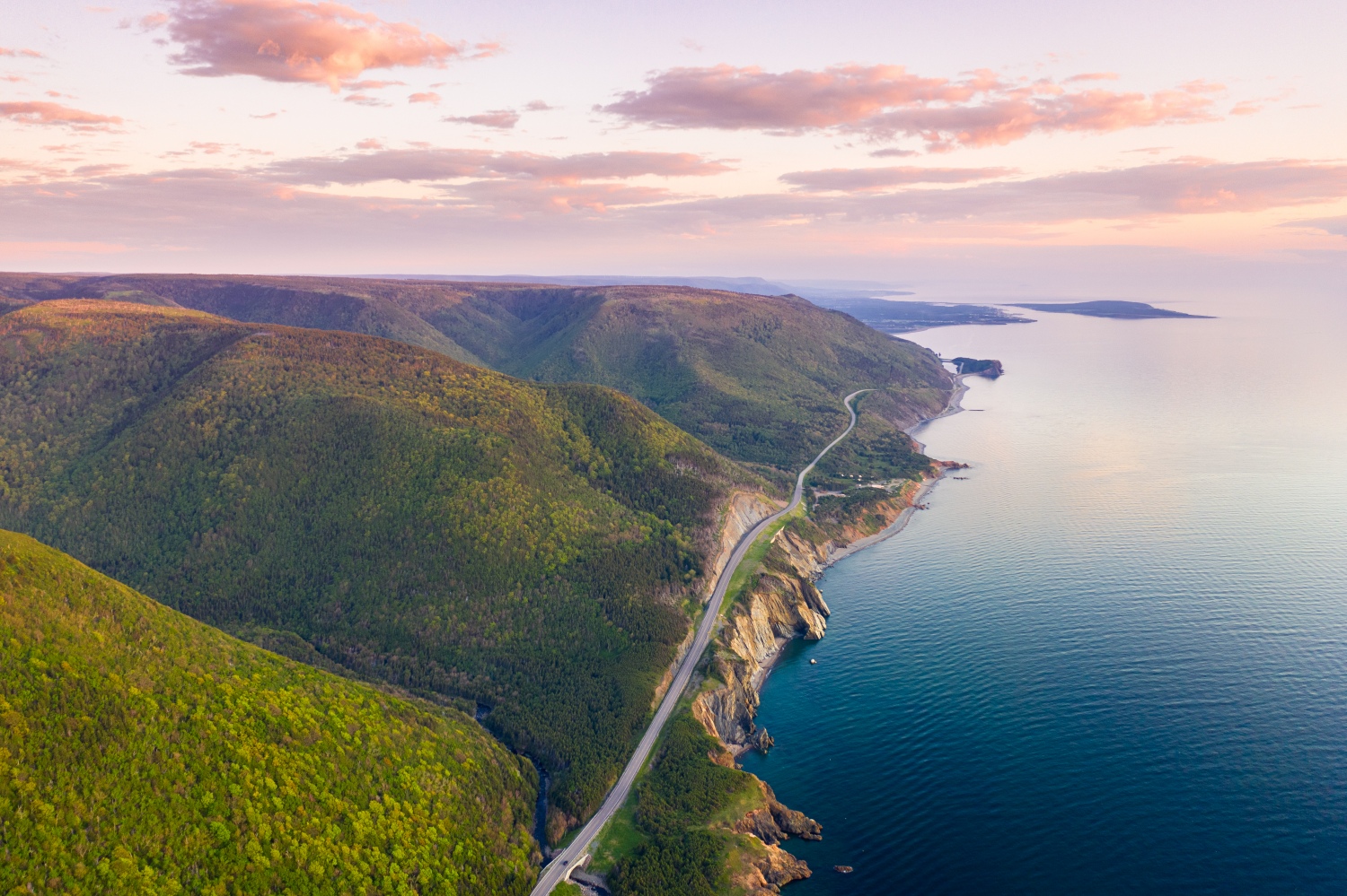 cabot-trail-nova-scotia-canada