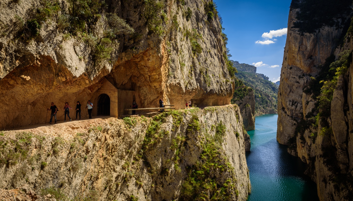 mont-rebei-gorge-catalonia-grand-tour