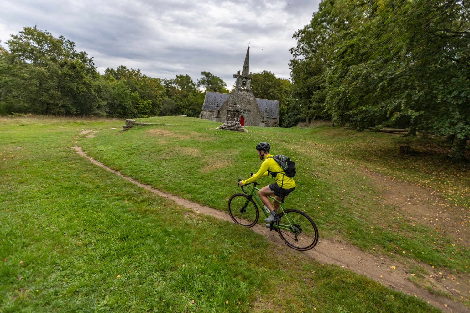 cycling-brittany-france