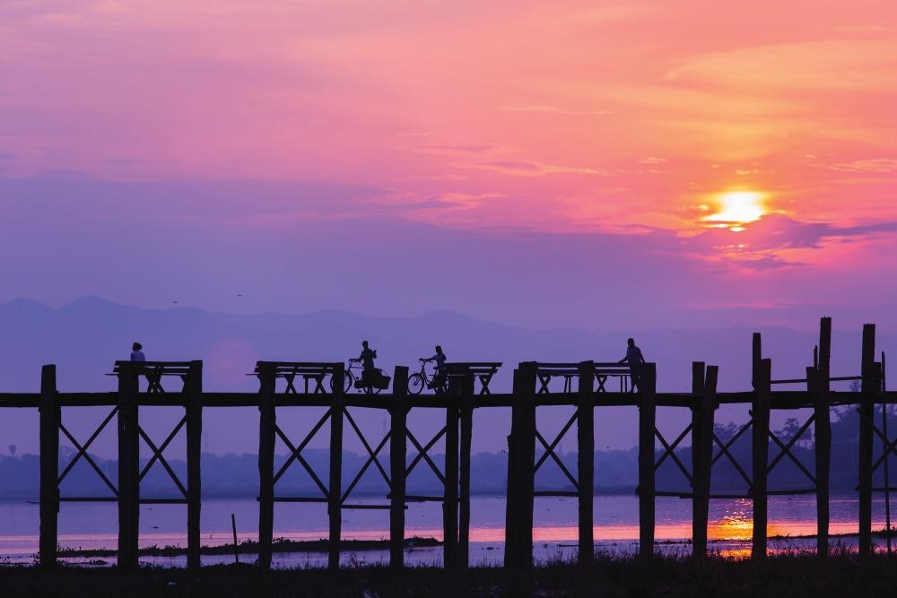 Burma_Teak_Bridge.jpg