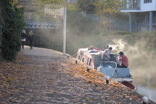 Canal life London bike ride