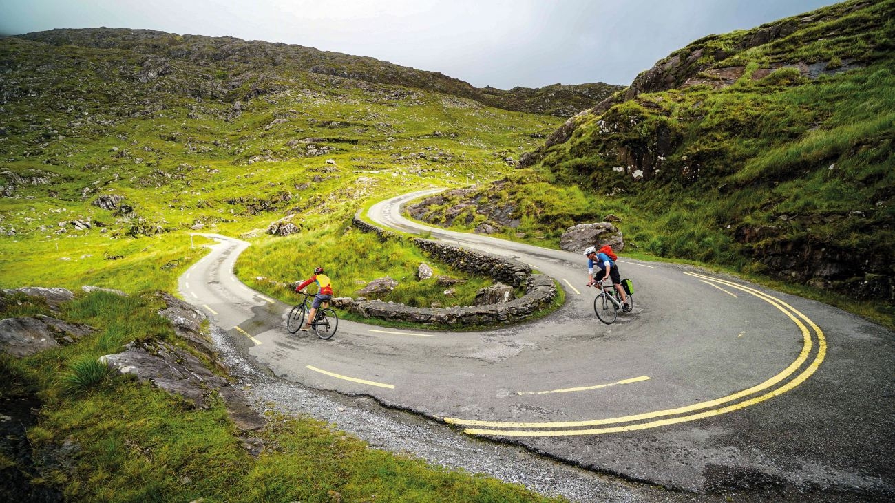 cycling the ring of the reeks mountain loop ireland credit marty orton