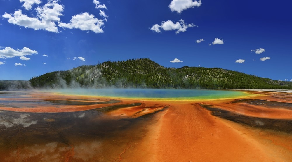 grand prismatic spring istock